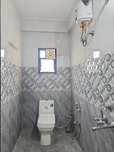 Bathroom Image of 600 Sq.ft 1 RK Apartment / Flat for rent in Kharadi Pune for Rs. 20000
