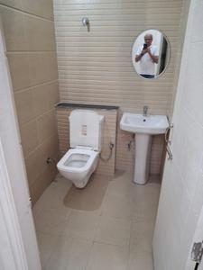 Bathroom Image of 1000 Sq.ft 3 BHK Builder Floor for sale in Friends Enclave Zirakpur for Rs. 4550000