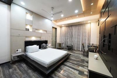 Bedroom Image of 7200 Sq.ft 7 BHK Penthouse for sale in Satellite Ahmedabad for Rs. 105000000