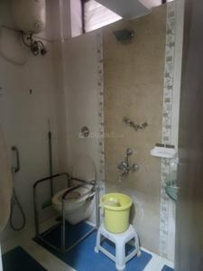 Bathroom Image of 1000 Sq.ft 2 BHK Independent House for rent in Shankar Nagar Nagpur for Rs. 25000