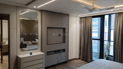 Bedroom Image of 2750 Sq.ft 4 BHK Builder Floor for sale in Swasthya Vihar New Delhi for Rs. 58500000