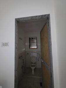 Bathroom Image of 380 Sq.ft 1 RK Apartment / Flat for sale in Amita Apartment, Sion Mumbai for Rs. 12000000