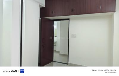 Bedroom Image of 856 Sq.ft 2 BHK Apartment / Flat for rent in Sholinganallur Chennai for Rs. 25000