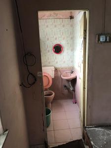 Bathroom Image of Irani house PG  in Sion, Mumbai