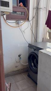 Balcony Image of 700 Sq.ft 2 BHK Builder Floor for sale in Krishna Avenue, Sector 7 Gurgaon for Rs. 6000000