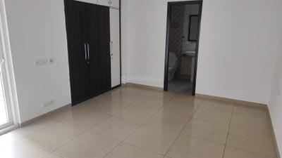 Bedroom Image of 1340 Sq.ft 3 BHK Apartment / Flat for sale in Gulshan Ikebana, Sector 143 Noida for Rs. 17500000