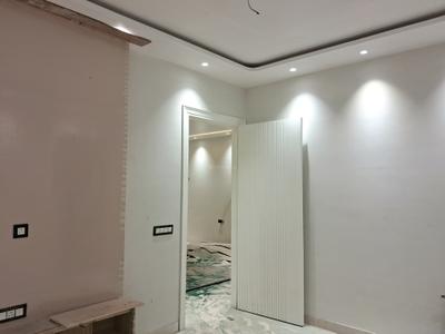 Bedroom Image of 1800 Sq.ft 3 BHK Builder Floor for sale in Paschim Vihar New Delhi for Rs. 36500000