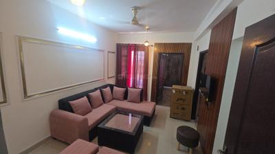 Living Room Image of 585 Sq.ft 2 BHK Apartment / Flat for rent in Aditya Urban Homes Phase 1A, Bamheta Village Ghaziabad for Rs. 16500
