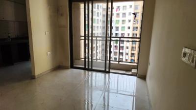 Living Room Image of 600 Sq.ft 1 BHK Apartment / Flat for sale in Sunteck World, Naigaon East Naigaon for Rs. 3000000