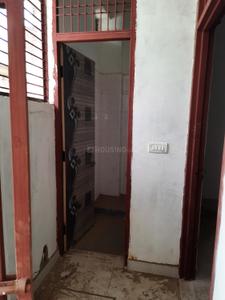 Bedroom Image of 600 Sq.ft 1 BHK Independent House for sale in Mansarovar Park, Lal Kuan Ghaziabad for Rs. 3900000
