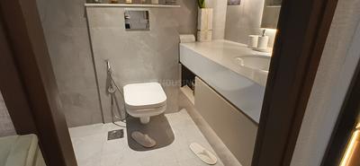 Bathroom Image of 2135 Sq.ft 4 BHK Apartment / Flat for sale in Kharadi Pune for Rs. 27500000