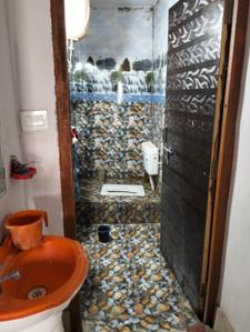 Bathroom Image of 450 Sq.ft 2 BHK Independent House for sale in Chipiyana Buzurg Ghaziabad for Rs. 3500000
