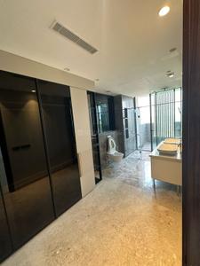 Kitchen Image of 4700 Sq.ft 4 BHK Apartment / Flat for rent in Sector 144 Noida for Rs. 200000