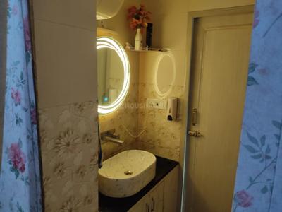 Image of 1500 Sq.ft 4 BHK Apartment / Flat for sale in Mayur Vihar Phase 1, New Delhi for Rs. 22200000