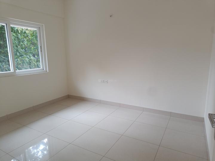 Sattva Misty Charm Main Image 1