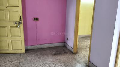 Living Room Image of 710 Sq.ft 2 BHK Apartment / Flat for sale in Keshtopur Kolkata for Rs. 2100000