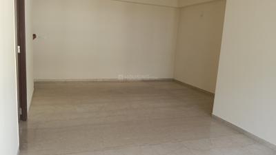 Living Room Image of 1250 Sq.ft 3 BHK Apartment / Flat for rent in Lodha Sterling, Thane West Thane for Rs. 85000