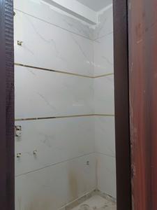 Common Bathroom Image of 700 Sq.ft 2 BHK Apartment / Flat for sale in Fairdeal Burari Dream Homes, Burari New Delhi for Rs. 3250000