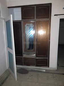 Bedroom Image of 1400 Sq.ft 2.5 BHK Apartment / Flat for rent in Varun Apartments, Sector 62 Noida for Rs. 28000