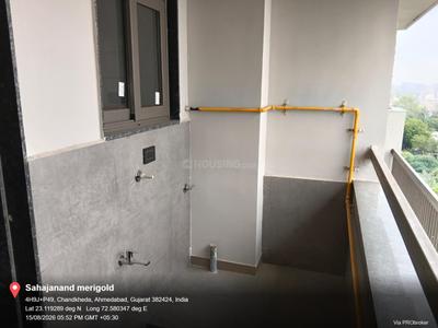 Balcony Image of 1980 Sq.ft 3 BHK Apartment / Flat for rent in Sahajanand Marigold, Chandkheda Ahmedabad for Rs. 25000