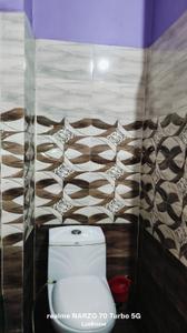 Bathroom Image of 1000 Sq.ft 1 BHK Builder Floor for rent in Para Lucknow for Rs. 11000
