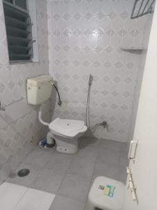 Bathroom Image of 1000 Sq.ft 2 BHK Apartment / Flat for rent in Aundh Pune for Rs. 32000