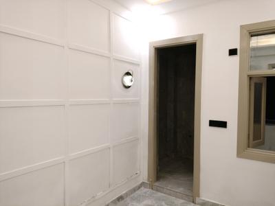 Bedroom Image of 550 Sq.ft 2 BHK Builder Floor for sale in Nangli Sakrawati New Delhi for Rs. 4600000
