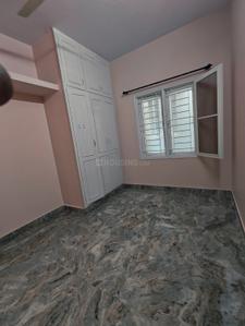 Bedroom Image of 700 Sq.ft 2 BHK Builder Floor for rent in Kasturi Nagar Bengaluru for Rs. 20000
