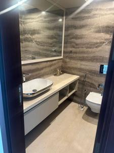 Bathroom Image of 2700 Sq.ft 4 BHK Builder Floor for sale in Green Park New Delhi for Rs. 80000000