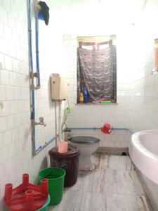 Common Bathroom Three Image of 3500 Sq.ft 6 BHK Builder Floor for sale in Tangra Kolkata for Rs. 19000000