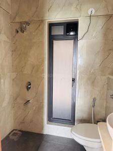 Image of 600 Sq.ft 2 BHK Apartment / Flat for sale in Worli, Mumbai for Rs. 43000000