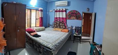 Bedroom Image of 800 Sq.ft 2 BHK Apartment / Flat for sale in Santoshpur Kolkata for Rs. 3000000