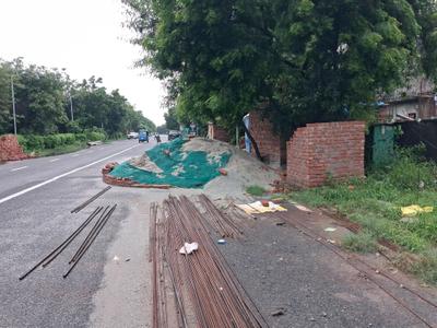 Image of 200 Sq.ft Residential Plot / Land for sale in Sector 105, Noida for Rs. 62500000