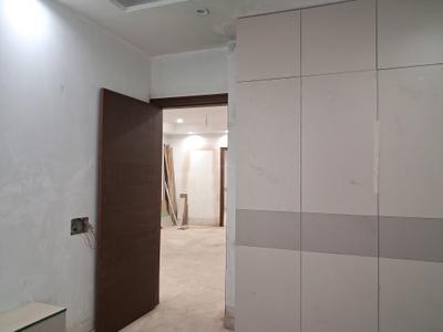 Bedroom Image of 1350 Sq.ft 3 BHK Builder Floor for sale in Paschim Vihar New Delhi for Rs. 27500000