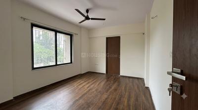 Bedroom Image of 1700 Sq.ft 3 BHK Apartment / Flat for rent in Happy Elegance, Vesu Surat for Rs. 26000