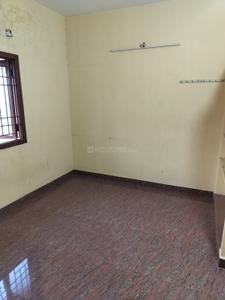 Bedroom Image of 1000 Sq.ft 2 BHK Independent House for rent in Old Pallavaram Chennai for Rs. 20000
