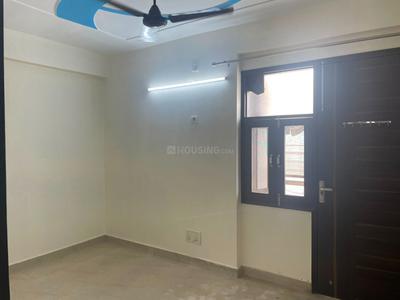 Bedroom Image of 1100 Sq.ft 3 BHK Apartment / Flat for rent in Shahdara New Delhi for Rs. 23000