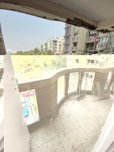 Balcony Image of 1400 Sq.ft 2.5 BHK Apartment / Flat for rent in Varun Apartments, Sector 62 Noida for Rs. 28000