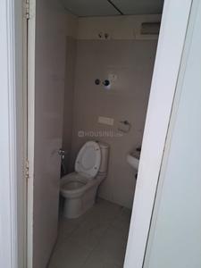 Bathroom Image of 1577 Sq.ft 3.5 BHK Apartment / Flat for sale in Gaursons Grandeur, Sector 119 Noida for Rs. 17600000