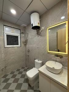 Bathroom Image of 720 Sq.ft 1 BHK Apartment / Flat for rent in Mantri Elegance, BTM Layout 2nd Stage Bengaluru for Rs. 16000