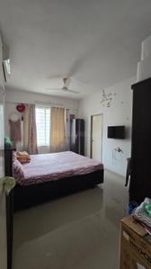 Bedroom Image of 2200 Sq.ft 3 BHK Apartment / Flat for sale in Sangani Shaligram Lakeview, Vaishno Devi Circle Ahmedabad for Rs. 10200000