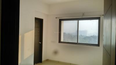 Bedroom Image of 900 Sq.ft 2 BHK Apartment / Flat for sale in Northway Sunrise, Atladara Vadodara for Rs. 3000000