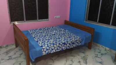 Bedroom Image of 400 Sq.ft 1 BHK Independent House for rent in Teghoria Kolkata for Rs. 10000