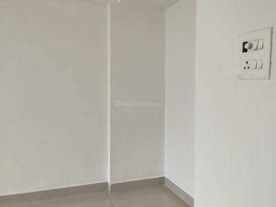 Bedroom Image of 610 Sq.ft 1 BHK Apartment / Flat for rent in Haware Citi, Kasarvadavali Thane for Rs. 15999