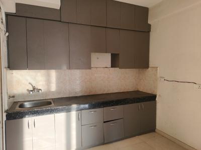 Kitchen Image of 1000 Sq.ft 2 BHK Apartment / Flat for sale in Signature Global The Millennia, Sector 37D Gurgaon for Rs. 6700000