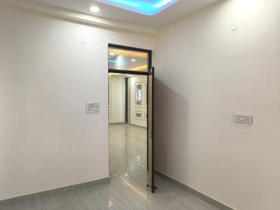Bedroom Image of 1300 Sq.ft 3 BHK Apartment / Flat for sale in Govindpuram Ghaziabad for Rs. 5865222