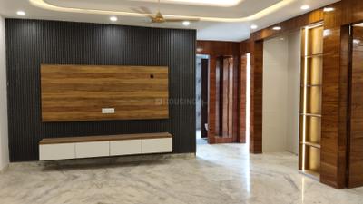 Living Room Image of 1350 Sq.ft 3 BHK Apartment / Flat for sale in Vasant Kunj New Delhi for Rs. 13800000