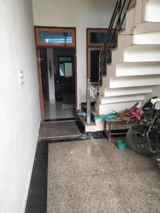 Image of 1000 Sq.ft 3.5 BHK Independent House for rent in Shastripuram, Agra for Rs. 15000