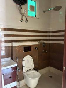 Bathroom Image of 1200 Sq.ft 2 BHK Builder Floor for rent in Ompee Height, Palam Vihar Extension Gurgaon for Rs. 19000