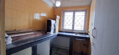 Kitchen Image of 1050 Sq.ft 2 BHK Apartment / Flat for sale in Jodhpur Park Kolkata for Rs. 9100000